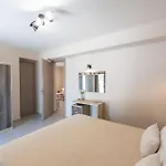 Casa Berlie * Keramiaí
