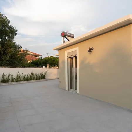 Casa Berlie Semesterbostad Keramiaí